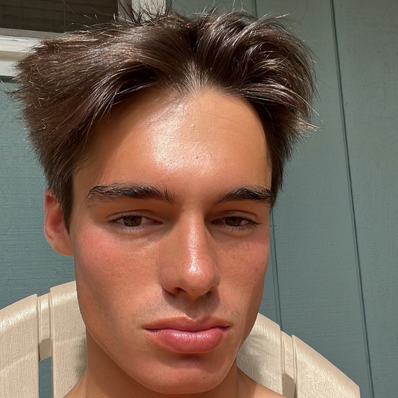 Meet your Posher, Ryan - Picture 1 of 1